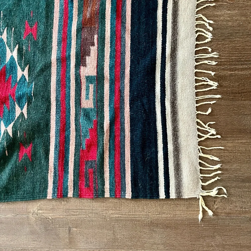 N/A vibrant rug